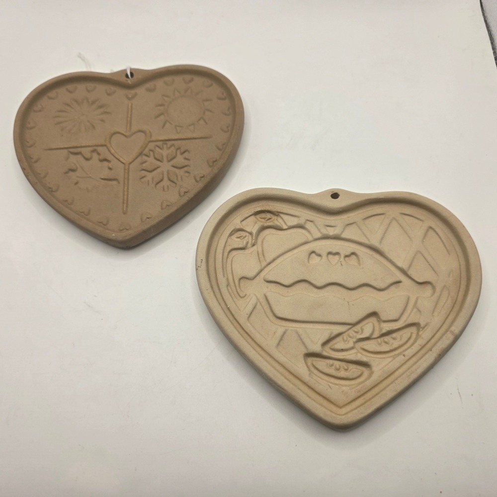 Pampered Chef Family Heritage Stoneware Cookie Molds Heart Seasons Welcome Home
